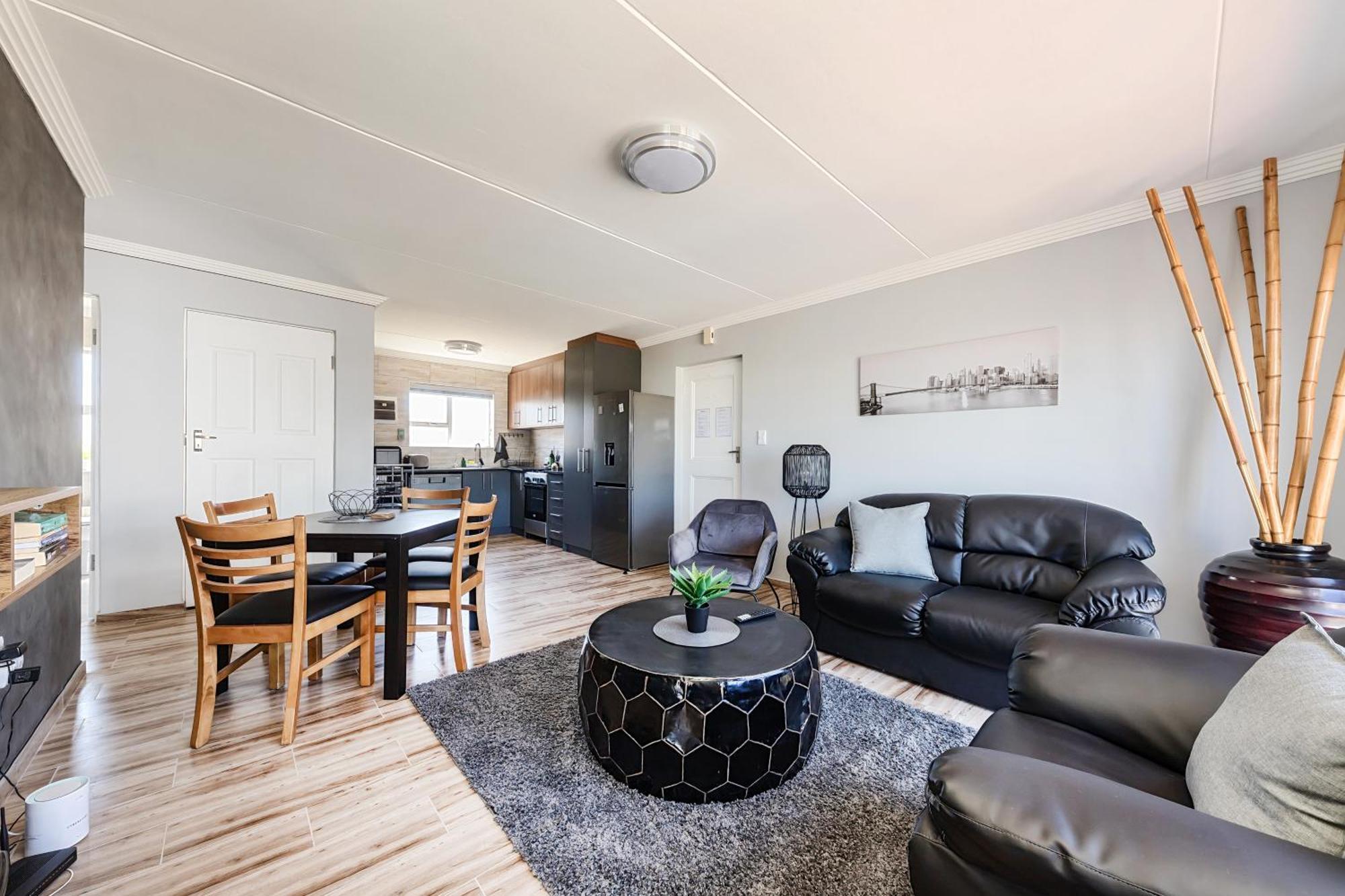 Apartment 90 St Tropez Big Bay Club