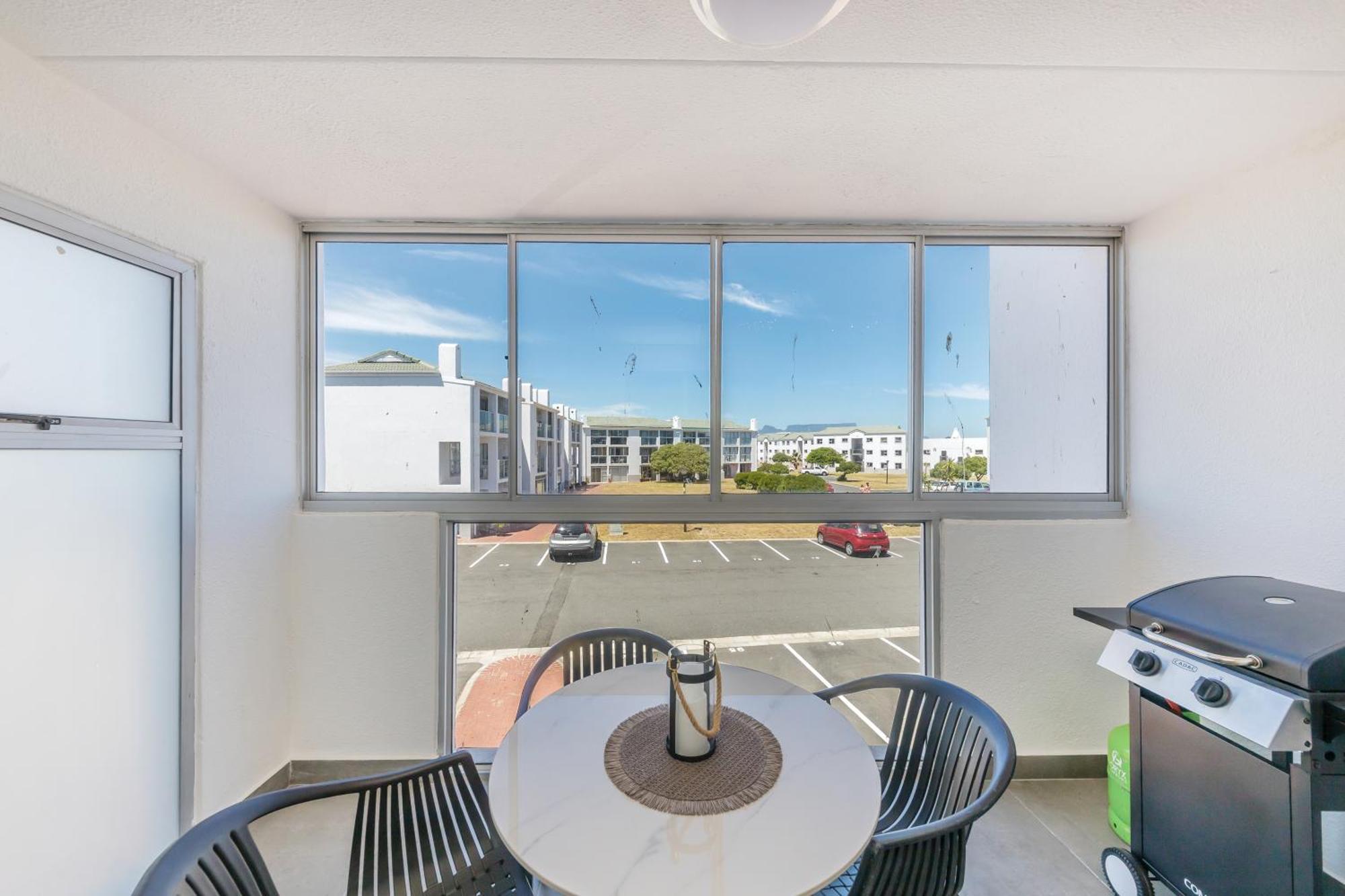 90 St Tropez Big Bay Club Apartment Cape Town